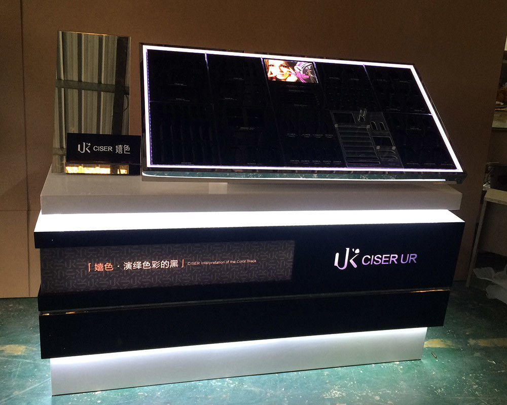 Wooden Cosmetic Display Shelves For Beauty Supply Store Easy Installation