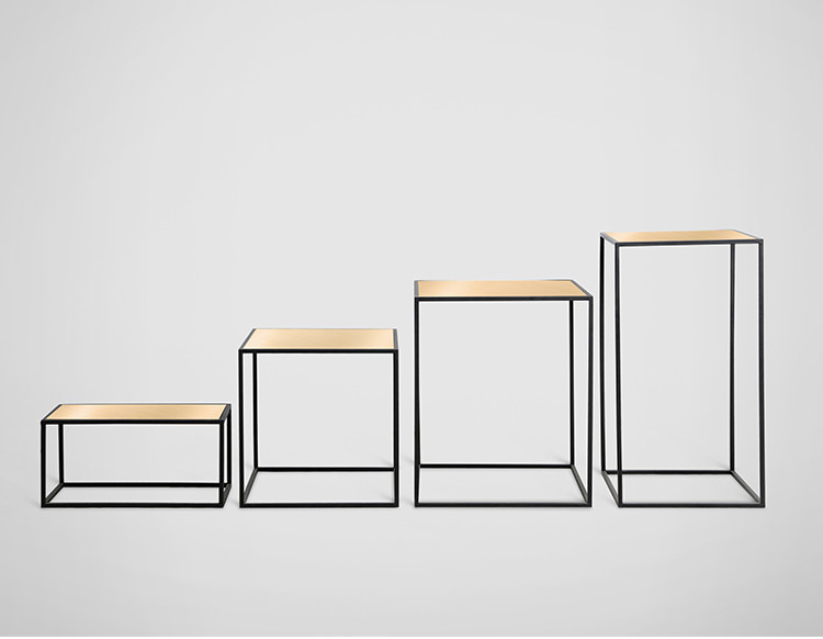 Aluminum Surface Shop Display Shelves Metal Frame Shelving With