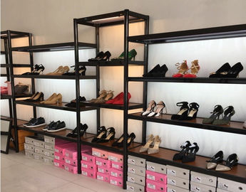 Shopping Mall Shoe Display Equipment / Large Shoe Shelf Customized Modelling