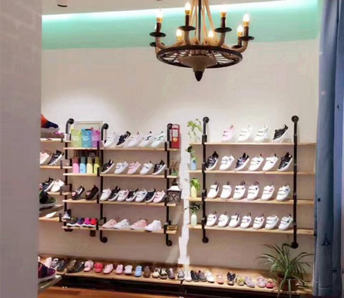 Grainy Wooden Shoe Display Shelves Wall Hanging Shoe Rack Various Colors